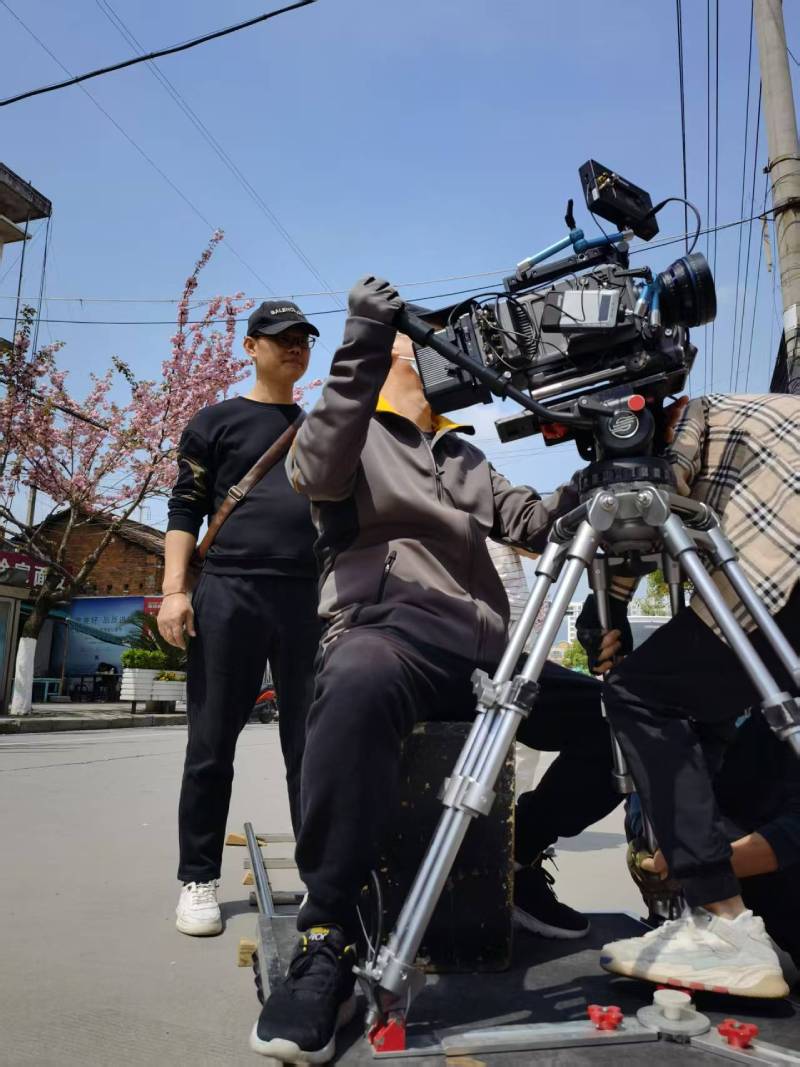 长海县广告片拍摄：快消品牌爆款之选，网感内容适配社媒传播！